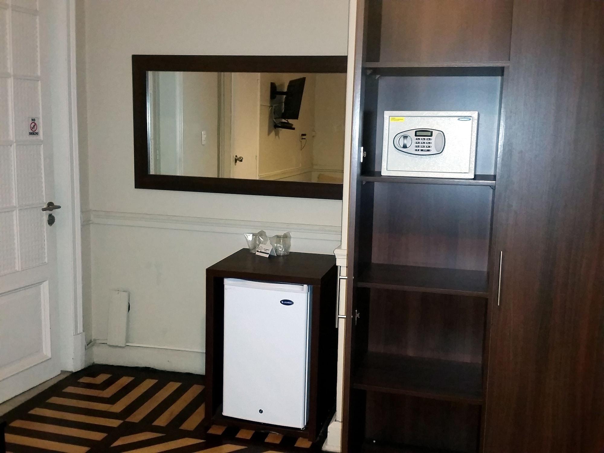 New Arapey Hotel Montevideo Eksteriør billede